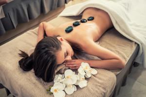 Kúpele alebo wellness v ubytovaní Glafki Stay Flow Glow