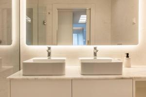 Ένα μπάνιο στο Acqua Residence +7 φωτογραφίες