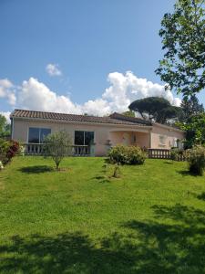 Zahrada ubytování Villa privée au calme avec gand jardin et terrasse