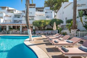 The swimming pool at or close to Puente Romano Hotel Apartment Marbella
