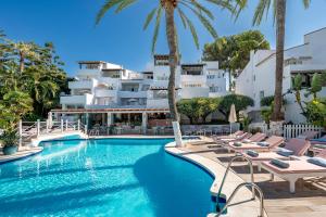 The swimming pool at or close to Puente Romano Hotel Apartment Marbella