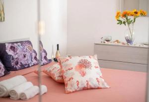 Postel nebo postele na pokoji v ubytování Casa Isidoro, Ac, Seaside