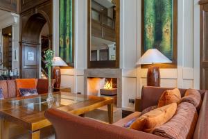 A seating area at The Brehon Hotel & Spa