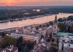 Nespecifikovaný výhled na destinaci Bělehrad nebo výhled na město při pohledu z hotelu