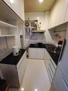 Köök või kööginurk majutusasutuses Entire 3BR king size bed Apt gd for Family tour