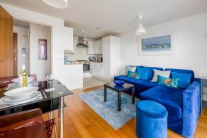 Η κουζίνα ή μικρή κουζίνα στο Azure Views - Central Town Location, Minutes from Poole Quay +27 φωτογραφίες