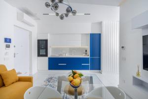 Nhà bếp/bếp nhỏ tại Sea View Luxury Apartments