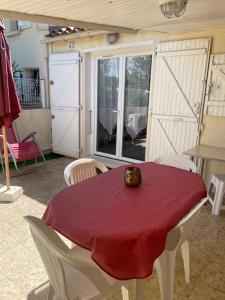 Fotografia z galérie ubytovania maison climatisée à 500m de la plage dans résidence v destinácii Saint-Cyprien-Plage