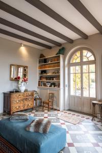 Χώρος καθιστικού στο La croix des Rameaux- charming house near Lyon +40 φωτογραφίες