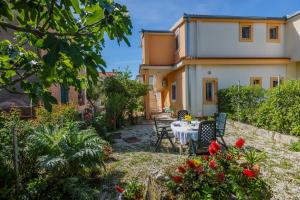 Zahrada ubytování Apartman Lucija