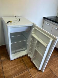 Foto de Kitinete perto da Itaipu e Unioeste