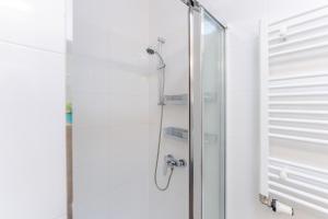 Bagno di Feniks Seaside Apartment with Pool & near Beach