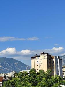 Üldine mäevaade või majutusasutusest Hostel Albania LoFT pildistatud vaade
