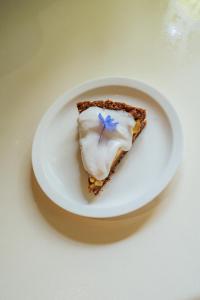 Makanan di atau berdekatan hotel
