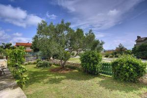 Giardino di Apartments Lidija