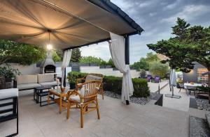 Balkon lub taras w obiekcie Holiday Home Zoya