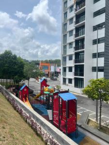 Herní místnost nebo prostor pro děti v ubytování The Azumi Residence-3R2B Desaru