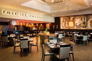 Restaurace v ubytování Hard Rock Hotel Goa Calangute