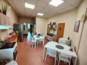 Posezení v ubytování Kefir & Bun Hostel + 10 fotografií