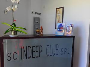 Certifikát, hodnocení, plakát nebo jiný dokument vystavený v ubytování Indeep Club