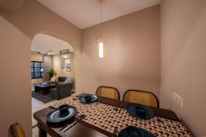 Χώρος καθιστικού στο Ultra Luxury 3BHK Stylish Apartment, Walk to Taj Mahal, 1500SQFT