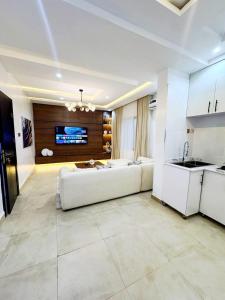 TV a/nebo společenská místnost v ubytování GoldenHills home