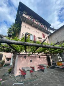 Fotografie z fotogalerie ubytování Hotel Antico v destinaci Intragna