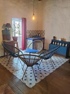 Acoran Family Guests House Firgas with Included Morning Yoga Practice的休息区