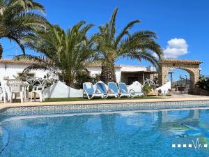 Bazén v ubytovaní VH CostaBlanca - CASA MORA alebo v jeho blízkosti