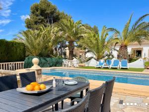 Bazén v ubytovaní VH CostaBlanca - CASA MORA alebo v jeho blízkosti