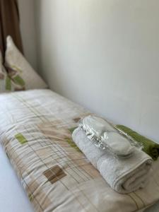 Postel nebo postele na pokoji v ubytování Urban Stay Kremsmünster Studio