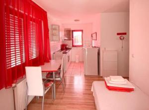 Giường trong phòng chung tại Peaceful Apartments With Style