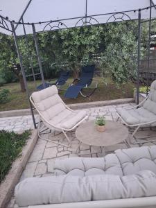 Vonkajšia záhrada v ubytovaní Apartman Luma