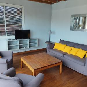 Μια τηλεόραση ή/και κέντρο ψυχαγωγίας στο ANTA Appartement plein centre ville +7 φωτογραφίες