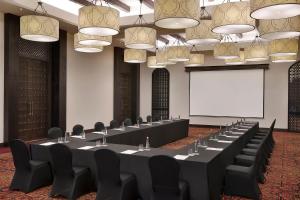 Aldhafra Resort, Vignette Collection by IHG商务区和/或会议室