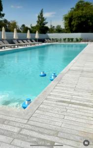 Bazén v ubytování Depto Monoambiente 108 con 24hs de seguridad nebo v jeho okolí