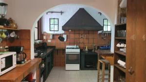 Η κουζίνα ή μικρή κουζίνα στο Espectacular Casa de Campo en Areco