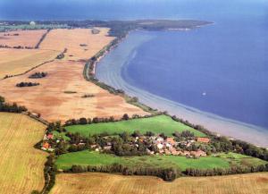 Gallery image of Wohnung In Wohlenberg Mit Garten Und Terrasse in Klütz +2 photos