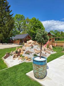 Vonkajšia záhrada v ubytovaní Chalet d' amour