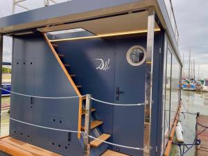圣玛丽亚港The Boathouse Company - Casa flotante experience - Real Club Náutico, El Puerto de Santa María的相册照片