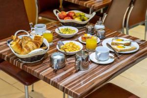 Afbeelding uit fotogalerij van Abbey Hotel in Londen +18 foto's