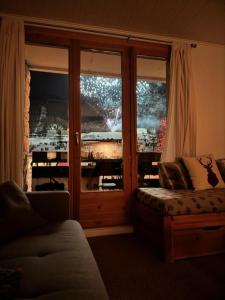 Et opholdsområde på Résidence La Meije - Studio· Centre station/cœur de station · Vue pistes MAE-9071