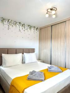 Postel nebo postele na pokoji v ubytování Central Napa Escape - Adults Only