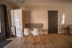 Ảnh trong thư viện ảnh của La Parenthèse Cosy Jacuzzi & Charme ở Aubenas +17 ảnh