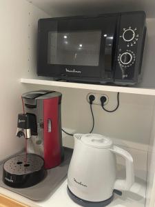 Kuchyň nebo kuchyňský kout v ubytování Pixy studio in a central and quiet area near Basel