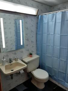 Koupelna v ubytování Hermoso departamento en Reñaca con vista al mar