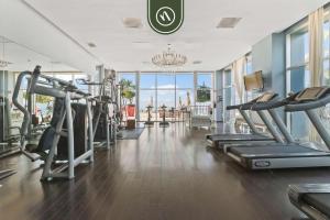 Galería fotográfica de Beachfront 1 BR Condo with Multiple Pools - Gym en Puerto Vallarta