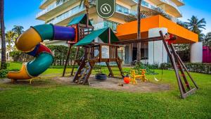 Galería fotográfica de Beachfront 1 BR Condo with Multiple Pools - Gym en Puerto Vallarta