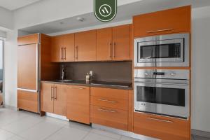 Galería fotográfica de Beachfront 1 BR Condo with Multiple Pools - Gym en Puerto Vallarta