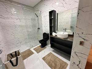 Koupelna v ubytování Villa de Luxe Tabaktoukt Agadir 6 SUITES FAMILLE UNIQUEMENT